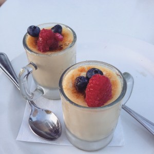here's the creme brulee, I was too hungry to take pictures of the other food lol